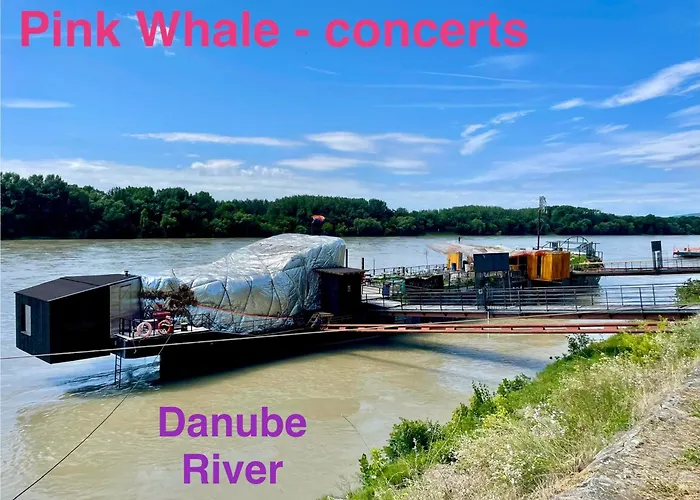 Apartman Romance Under The Castle *