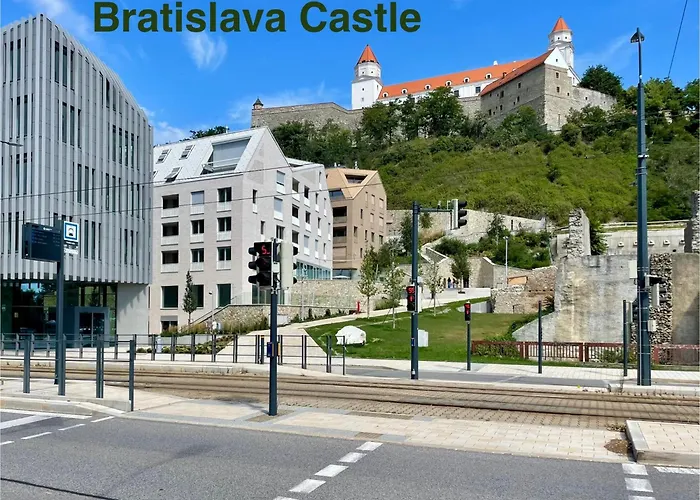 Romance Under The Castle Apartman