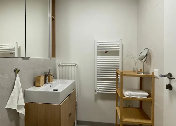 Romance Under The Castle Daire *